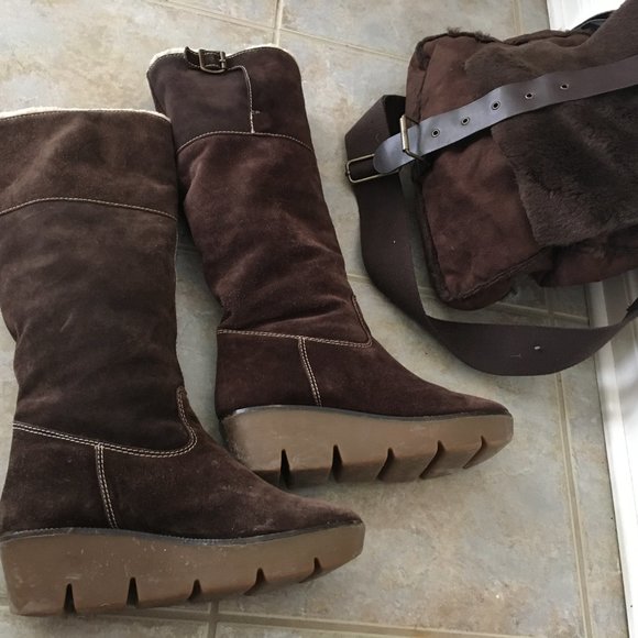 Micheal Kors Suede Boots and Jacob Purse - Picture 8 of 8